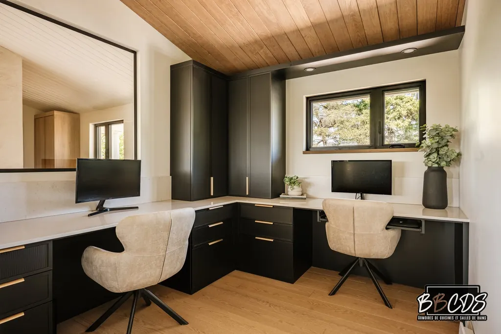 Sur mesure · un bureau à deux postes