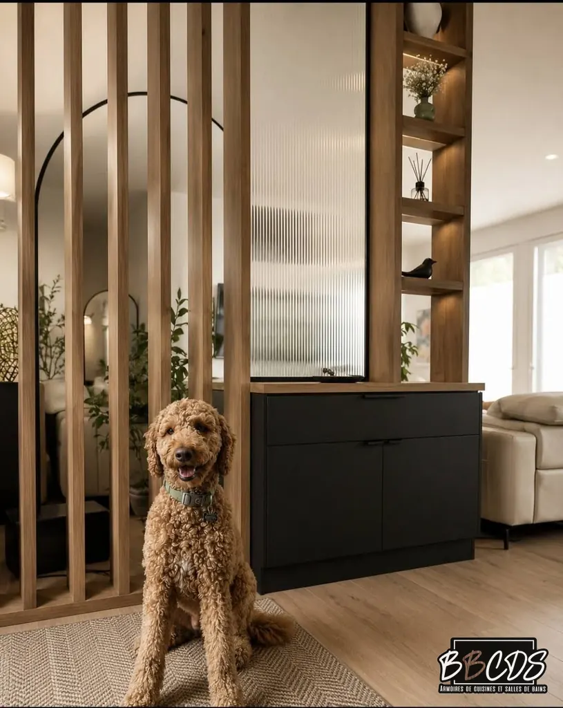Sur mesure · un claustra en bois